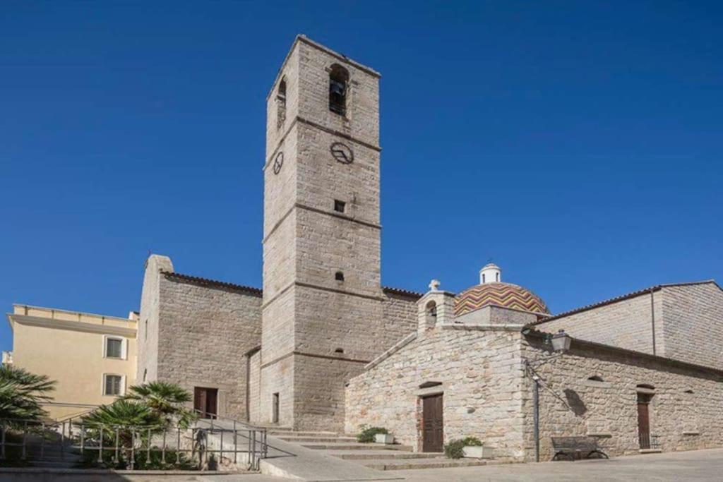 Dimoras Bellissimo Appartamento Centrocitta Olbia Exterior foto